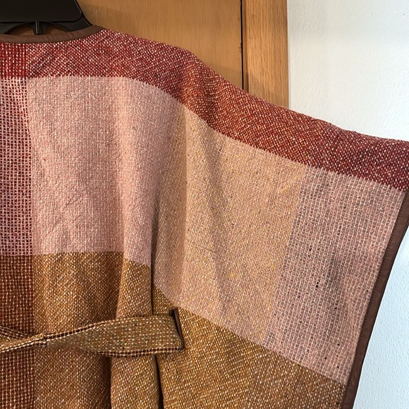 Nomad Morgan Carper Color Block Fringe Wool Cape Poncho Size Medium Large - Picture 15 of 15